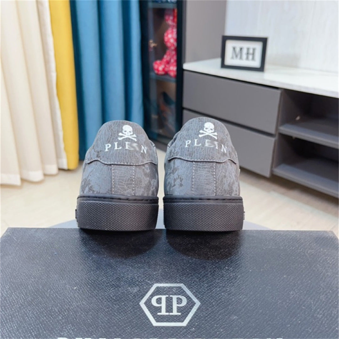 PP Casual Fashion Skull Sneakers
