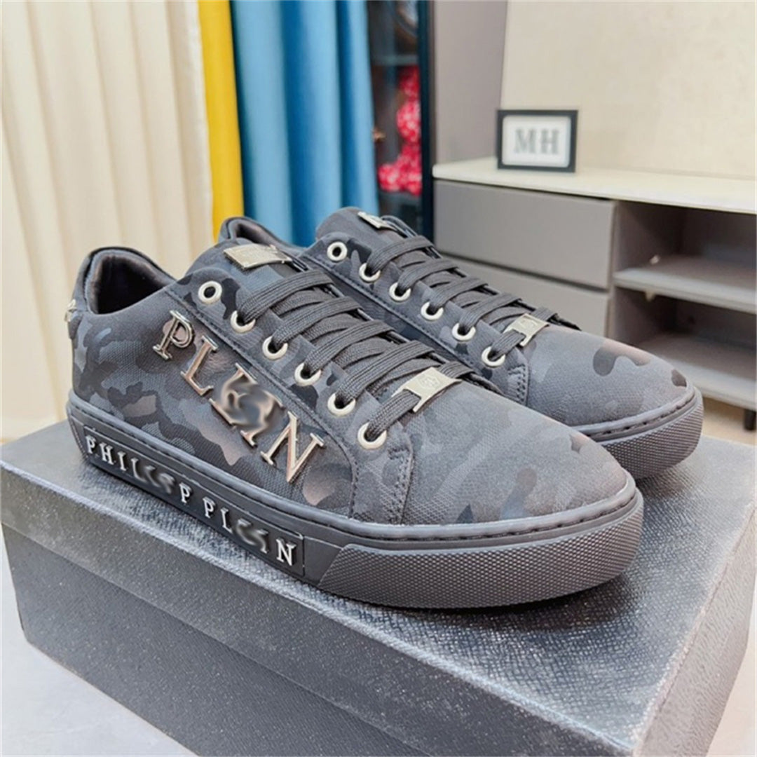 PP Casual Fashion Skull Sneakers