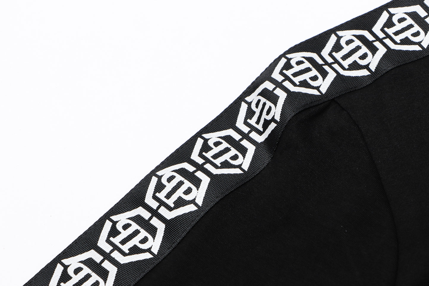 PP T-shirt Logo